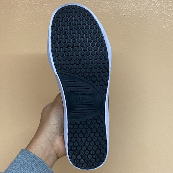 Avenger Slip And Oil Resistant Steel Toe Work Boots “White Black” - Picture 11 of 15